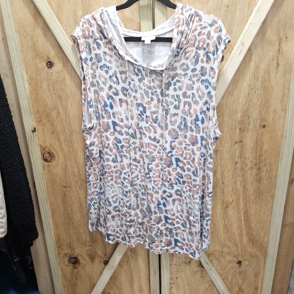 Lularoe 3xl Animal print Brittany Hooded Tank